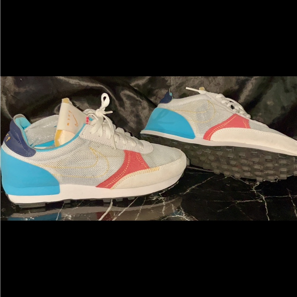 Nike a Daybreak Type sneakers in the 'Football Grey Chlorine Blue' size 7